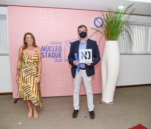Liliana Valente (1º lugar Residencial Eleito pelo Público) e Renato Rezende (Portobello)